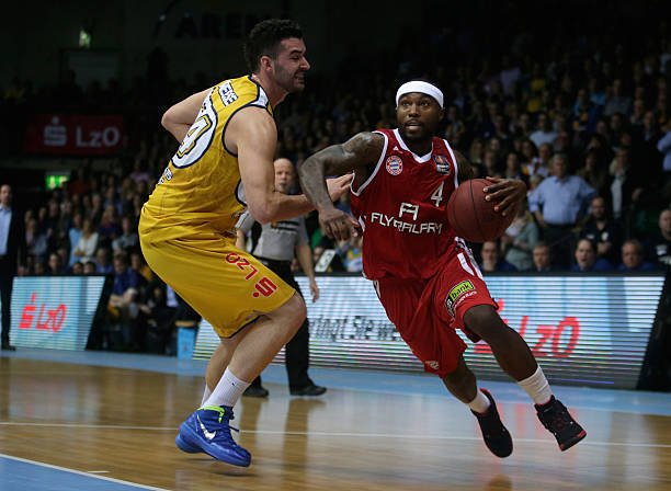 在4战全胜 在4战全胜