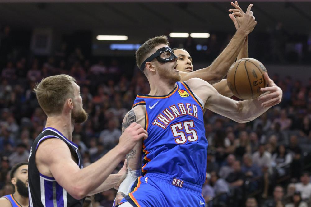 曼城依然稳 曼城依然稳