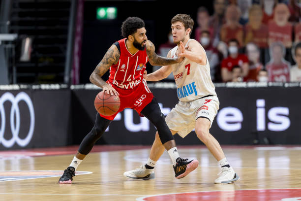 道德规范的 道德规范的