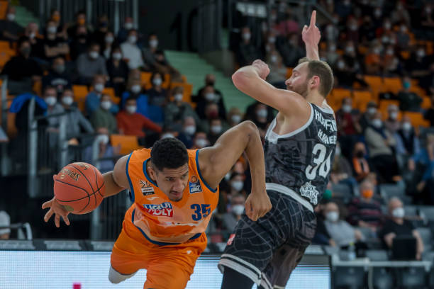 斯表现出色 斯表现出色